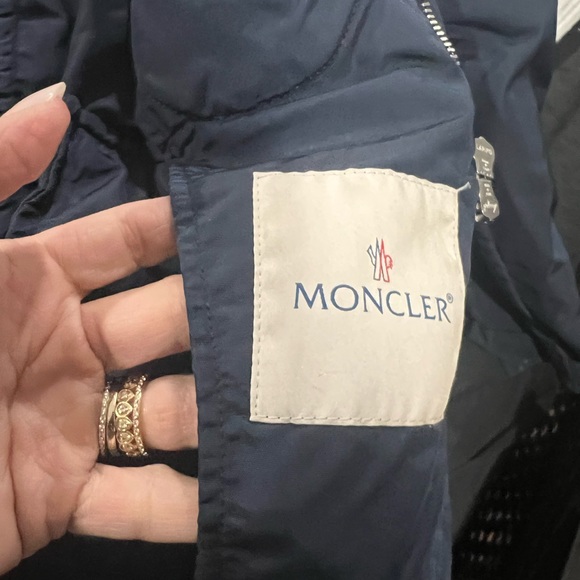 Kids boys' blue Moncler puffer jacket with long sleeves, - Picture 4 of 10